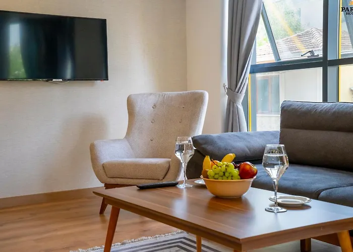 Parla Suite Hotel